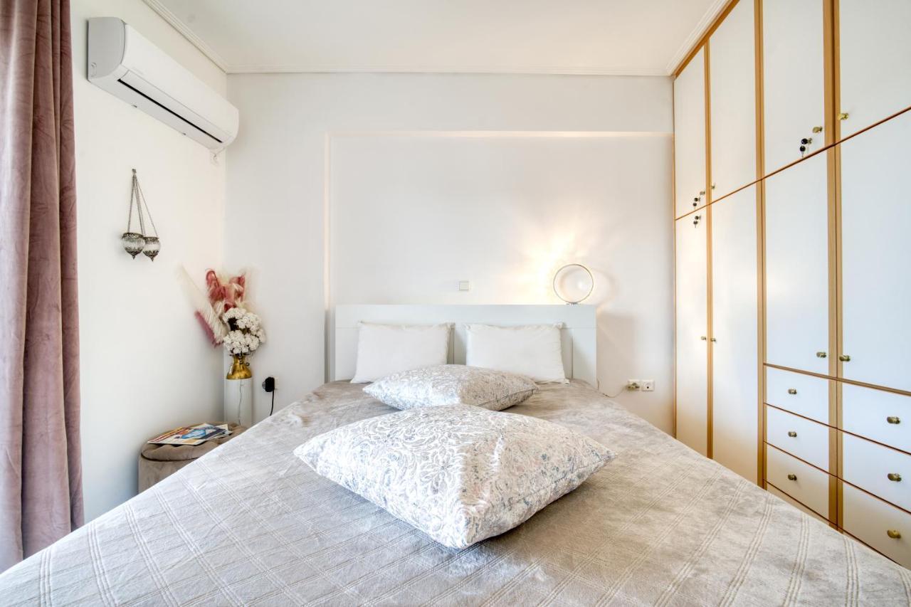Sea & Mountain Apartment Close To Port And City Lávrion Eksteriør bilde