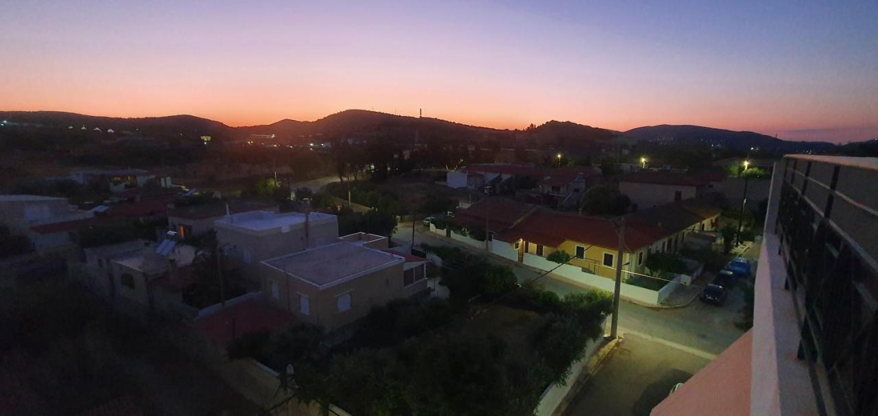 Sea & Mountain Apartment Close To Port And City Lávrion Eksteriør bilde